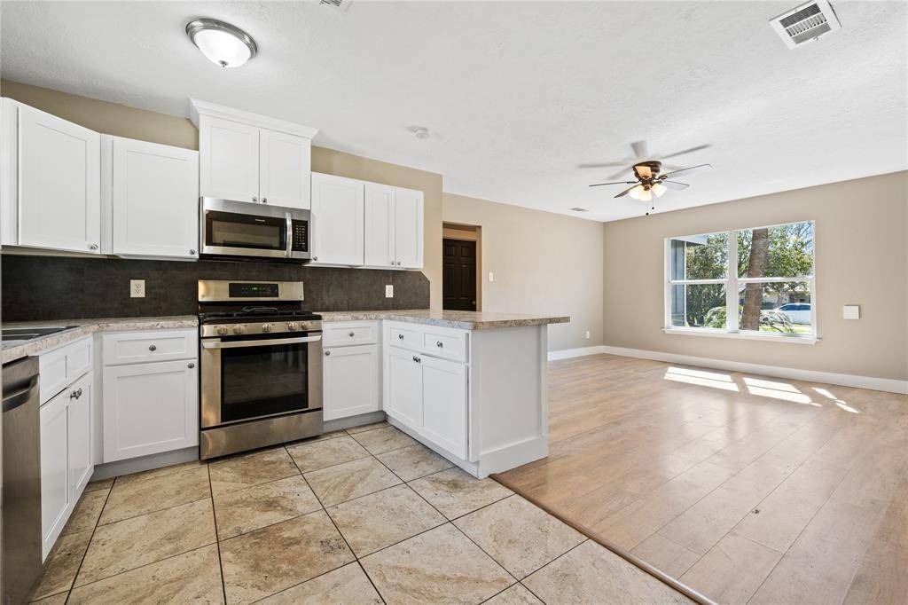 Conroe, TX 77301,1106 Cowan AVE