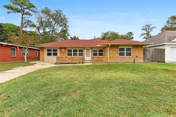 5218 Nina Lee LN, Houston, TX 77092