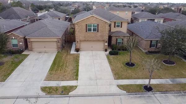 9419 Turquoise Meadow LN, Rosharon, TX 77583