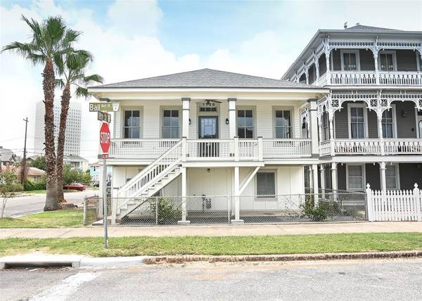 1728 Ball ST, Galveston, TX 77550