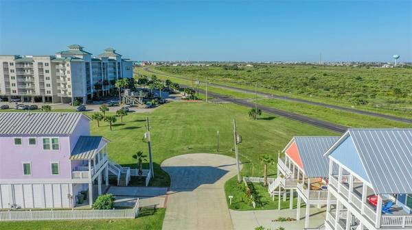 11727 Opihi, Galveston, TX 77554