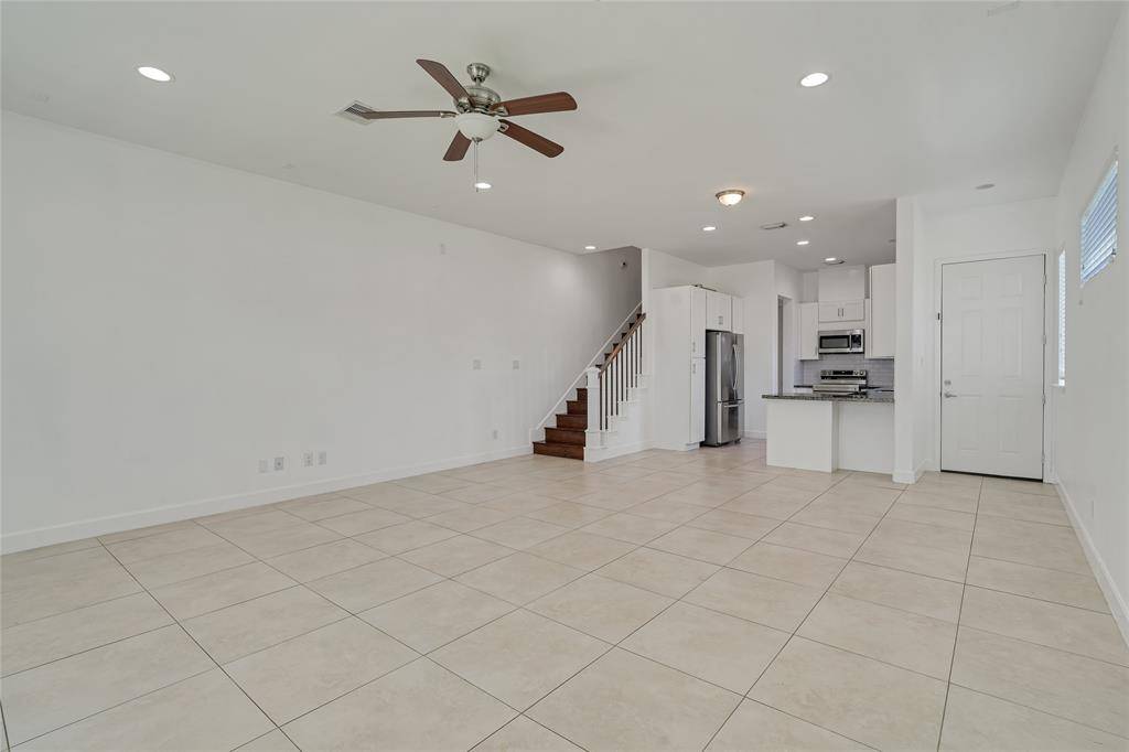 Houston, TX 77009,2707 Hardy ST