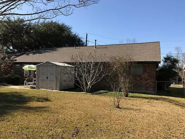 Bellville, TX 77418,423 N Meinecke ST