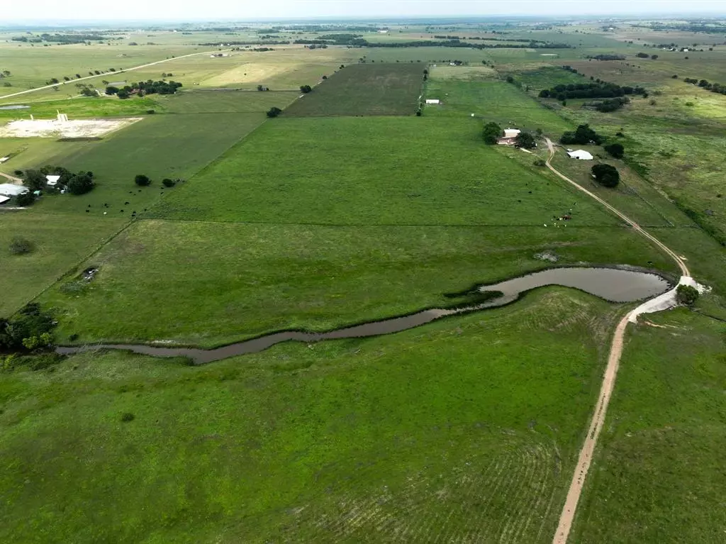 Shiner, TX 77984,443 County Road 280