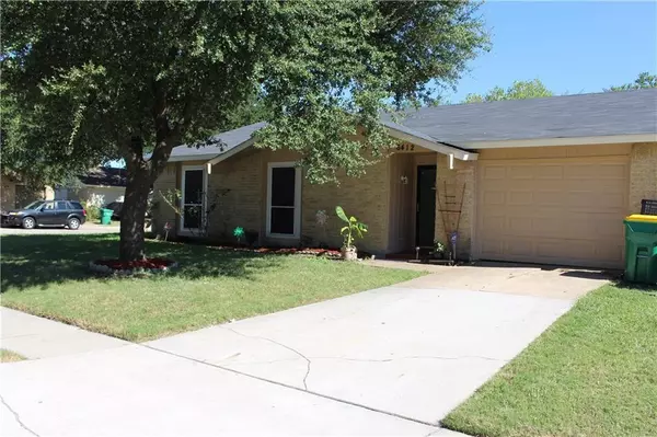 Rowlett, TX 75089,6412 Locust St