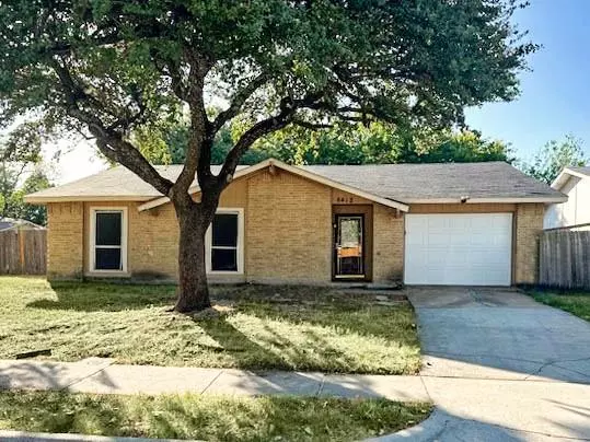 Rowlett, TX 75089,6412 Locust St