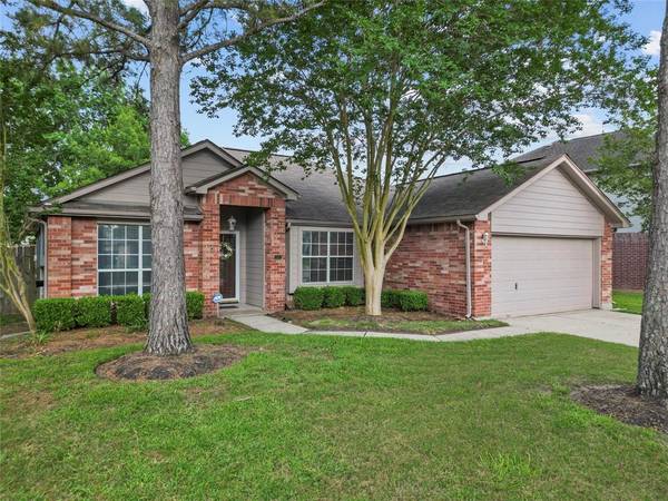 217 Colony Creek DR, Dickinson, TX 77539