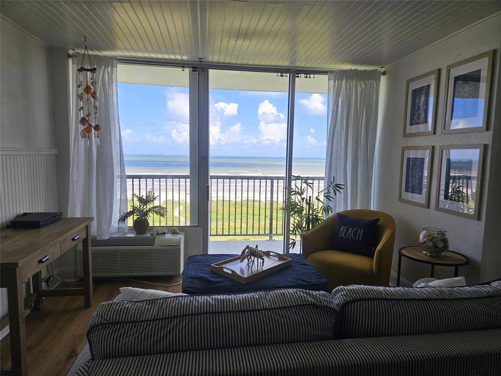 Galveston, TX 77550,415 E Beach DR #804