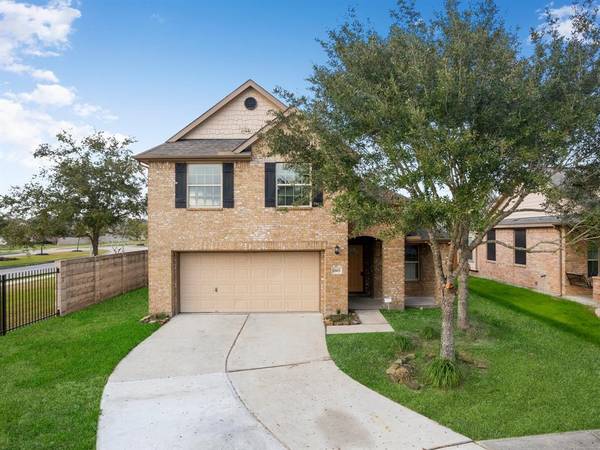 2803 Silver Ridge CT, Rosharon, TX 77583