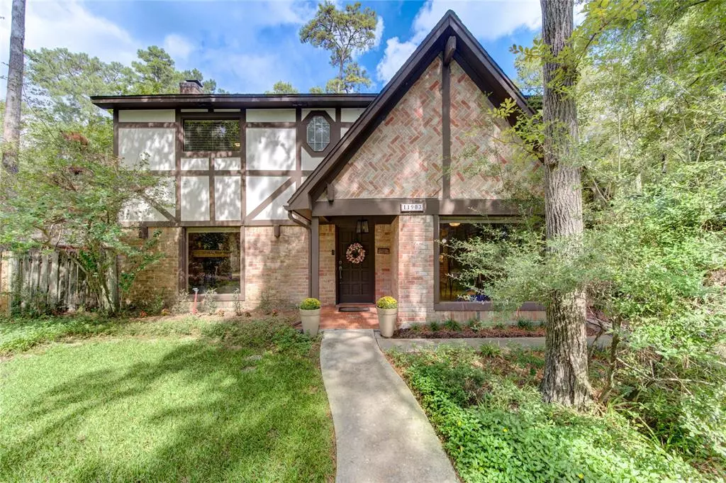 The Woodlands, TX 77380,11903 N Blackjack Oak CIR