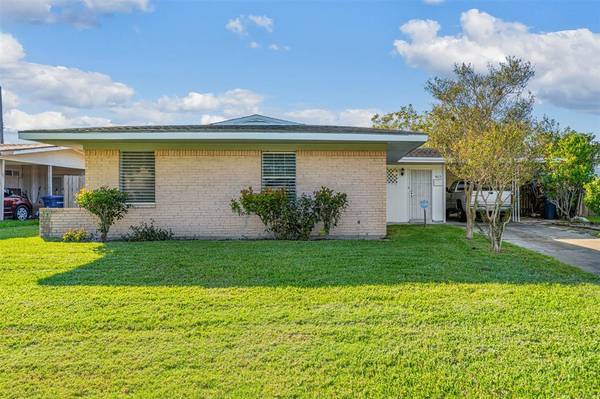 4613 Marks DR, Corpus Christi, TX 78411