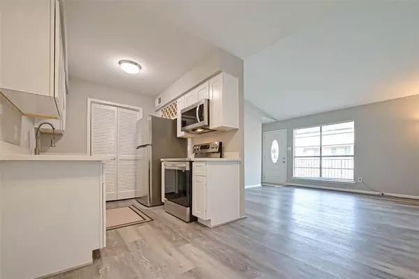 8801 Hammerly BLVD #1202,  Houston,  TX 77080