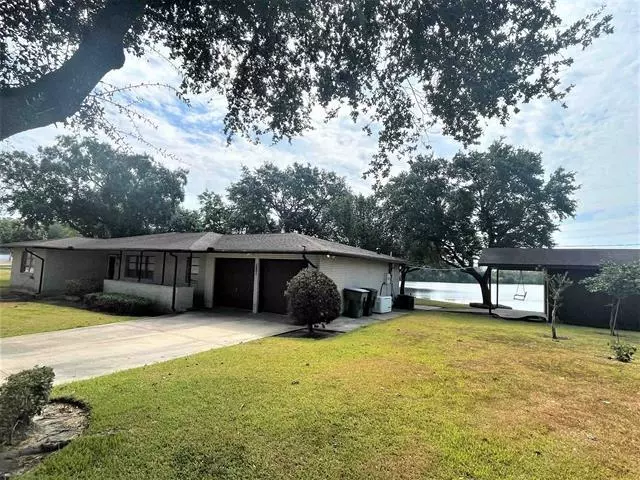 2138 Cashmere DR, Port Arthur, TX 77640