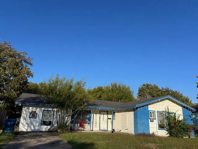 416 Fairmont ST, Port Lavaca, TX 77979