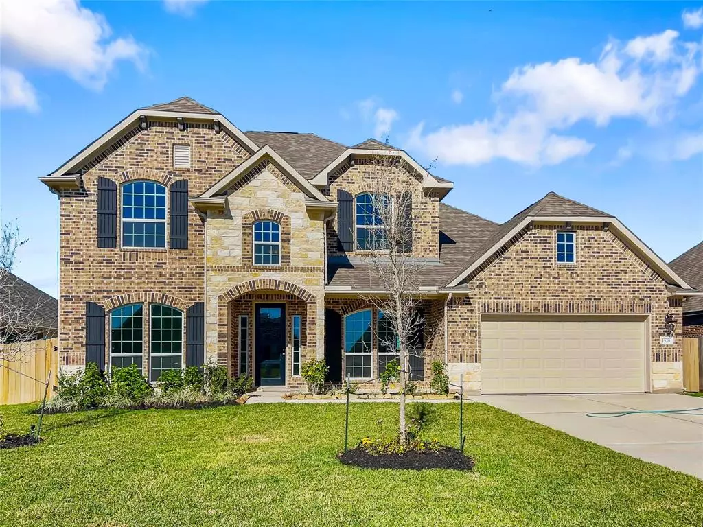 Angleton, TX 77515,1528 N Blue Bonnet LN