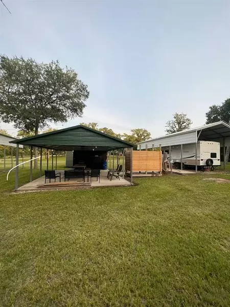 1425 Big Berry RD, Somerville, TX 77879