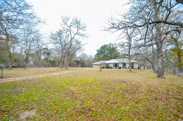 Plantersville, TX 77363,15794 Goldenrain LN