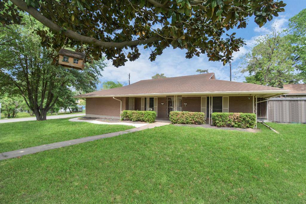 Houston, TX 77015,801 Westmont DR