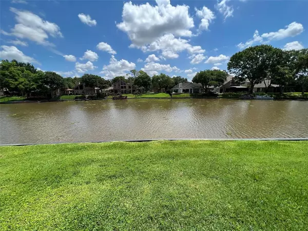 Sugar Land, TX 77478,15322 Oyster Creek LN