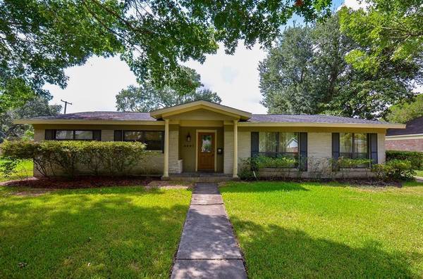 5227 Indigo ST, Houston, TX 77096