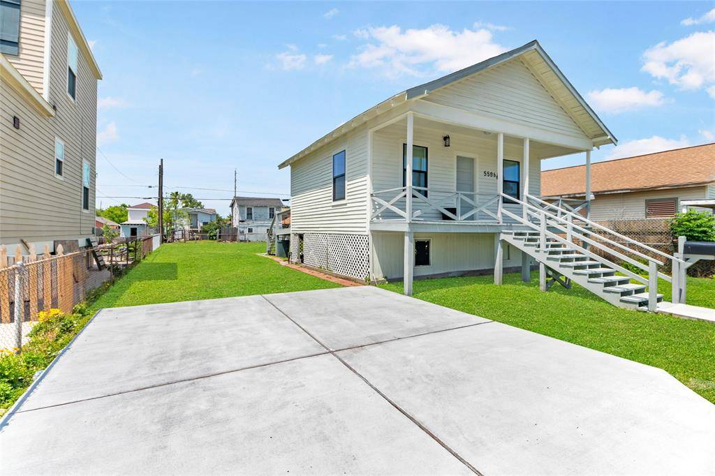 Galveston, TX 77551,5506 Avenue Q 1/2