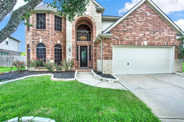 9411 Sapphire Bay LN, Rosharon, TX 77583