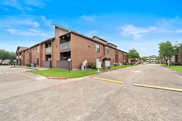 Houston, TX 77042,3130 Walnut Bend LN #314