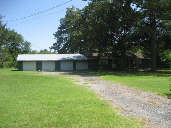 4108 Fm 230, Lovelady, TX 75851