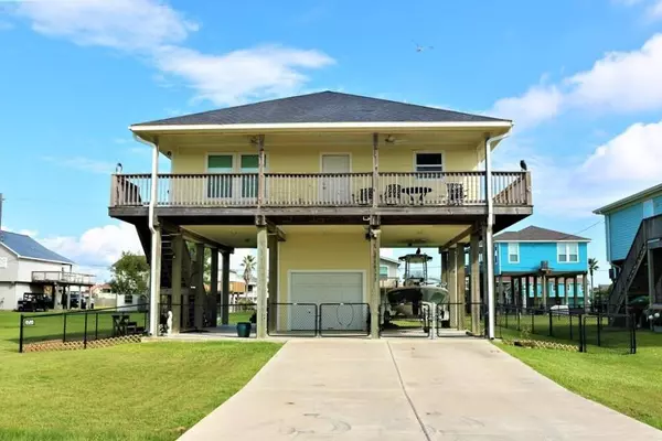 16522 John Silver RD, Jamaica Beach, TX 77554