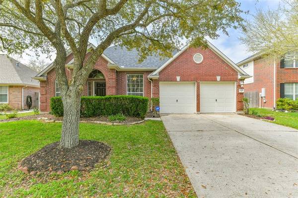 1290 Ocean Manor LN, League City, TX 77573