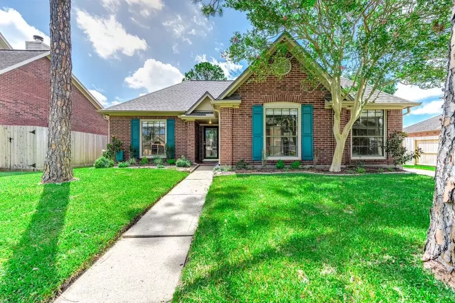 906 Sunrise Knoll WAY, Houston, TX 77062