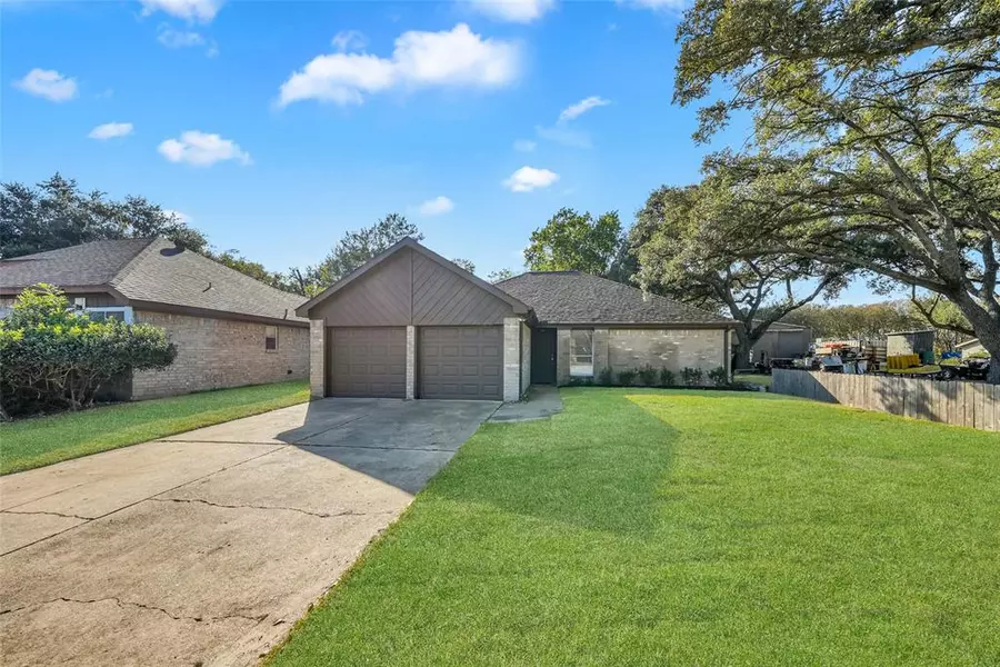 2725 Elder RD, Katy, TX 77493