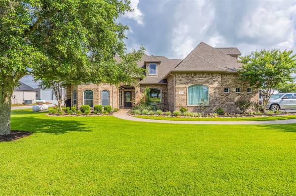 7727 Stratford Hall DR, Rosharon, TX 77583