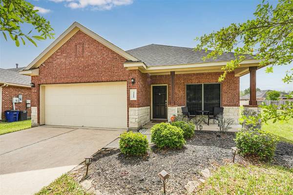 3215 Carriage Cove CT, Dickinson, TX 77539