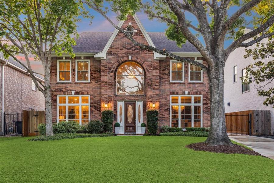 546 Wisteria ST, Bellaire, TX 77401