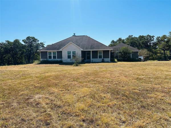 2555 Weesaw LN, Navasota, TX 77868