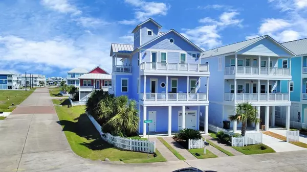 3803 Neptune, Galveston, TX 77554