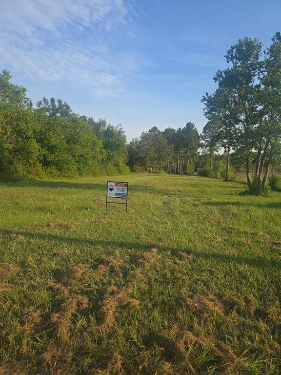 1046 County Road 3479a, Cleveland, TX 77327