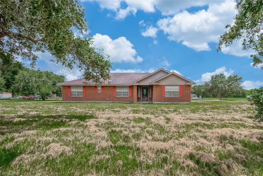 1206 Dyann DR, Wharton, TX 77488