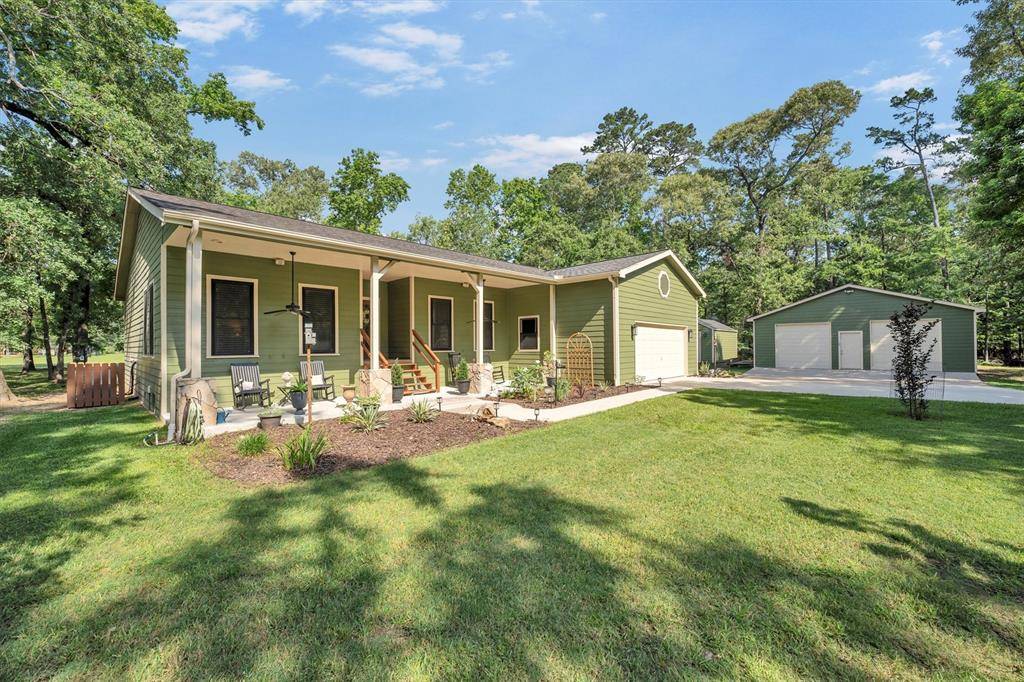 22337 Doral DR,  Huntsville,  TX 77320