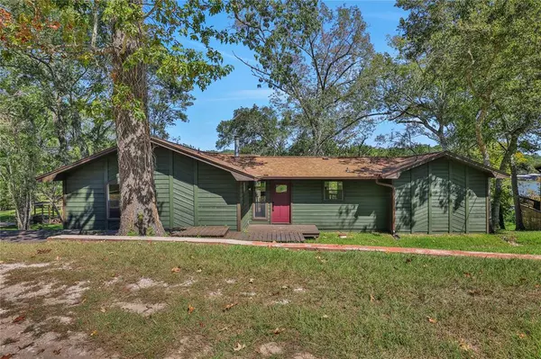 315 Indian Creek DR, Coldspring, TX 77331