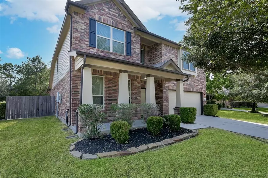 8 Landscape CT, Conroe, TX 77301