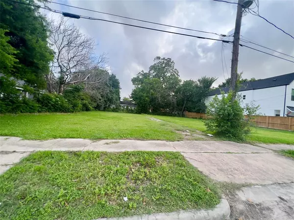 Houston, TX 77020,5306 San Juan ST