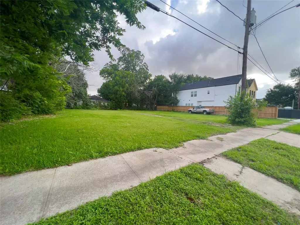 Houston, TX 77020,5306 San Juan ST