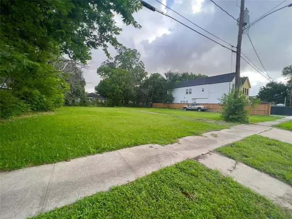 5306 San Juan ST,  Houston,  TX 77020