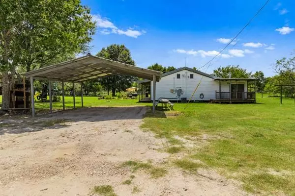 Bedias, TX 77831,14657 County Road 229