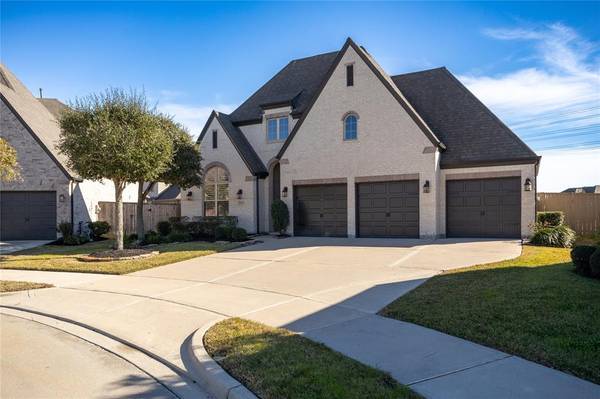 5903 GRACE FALLS DR, Richmond, TX 77407