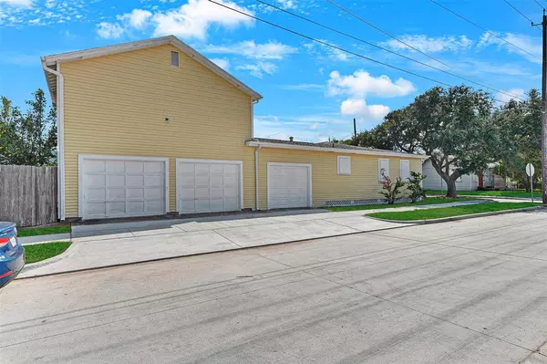 Galveston, TX 77550,2502 40th ST