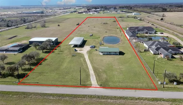 11802 Padon RD, Needville, TX 77461