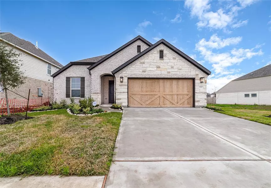 2010 Orchid St, Sugar Land, TX 77478